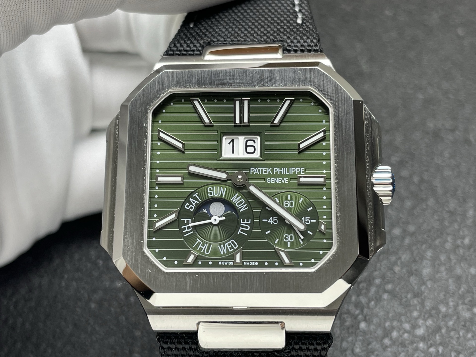 Patek Philippe 5822P-001 Superclone